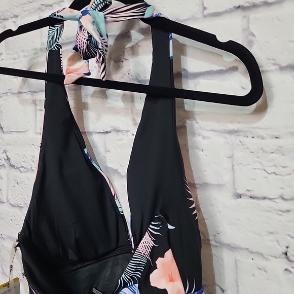 DKNY Women's Medium One Piece Tummy Control Bathing Suit‎ Black Floral  UPF NWT - Picture 4 of 7